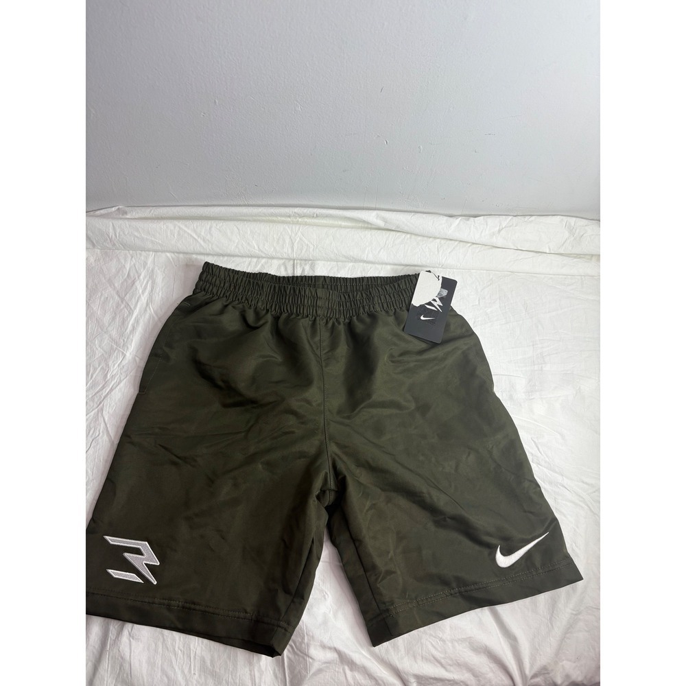 Nike Boys Cargo Shorts Olive Green Russell Wilson 3 Brand Size L 12-13 yrs - Picture 2 of 10